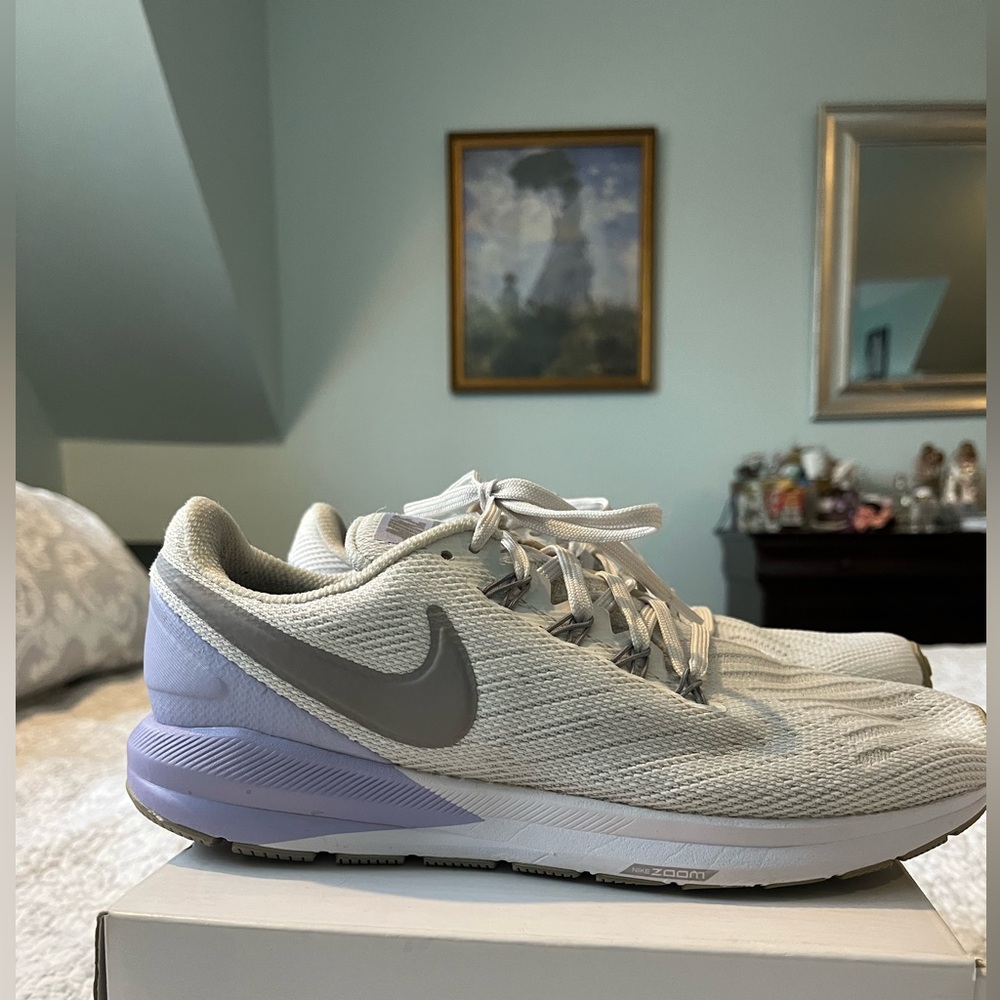 Nike Air Zoom Structure 22